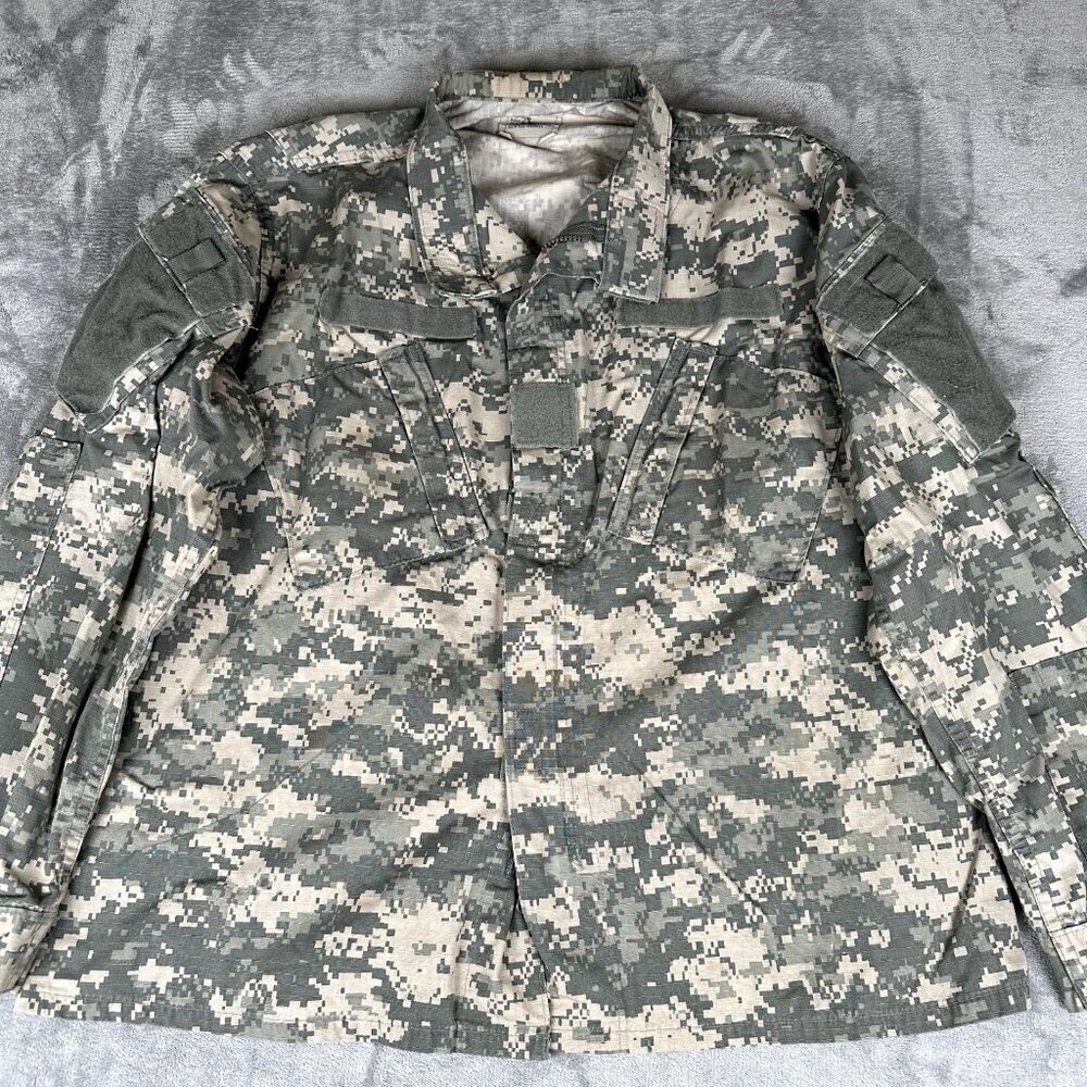 US Army Combat Uniform ACU Top Shirt Jacket Digital Camo Large Regular - Picture 2 of 7